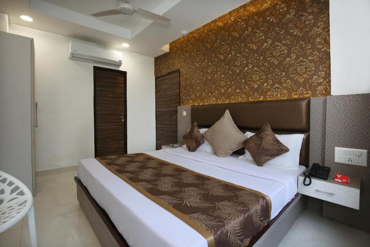 Hotel Oyo 9732 Amar Nayagaon
