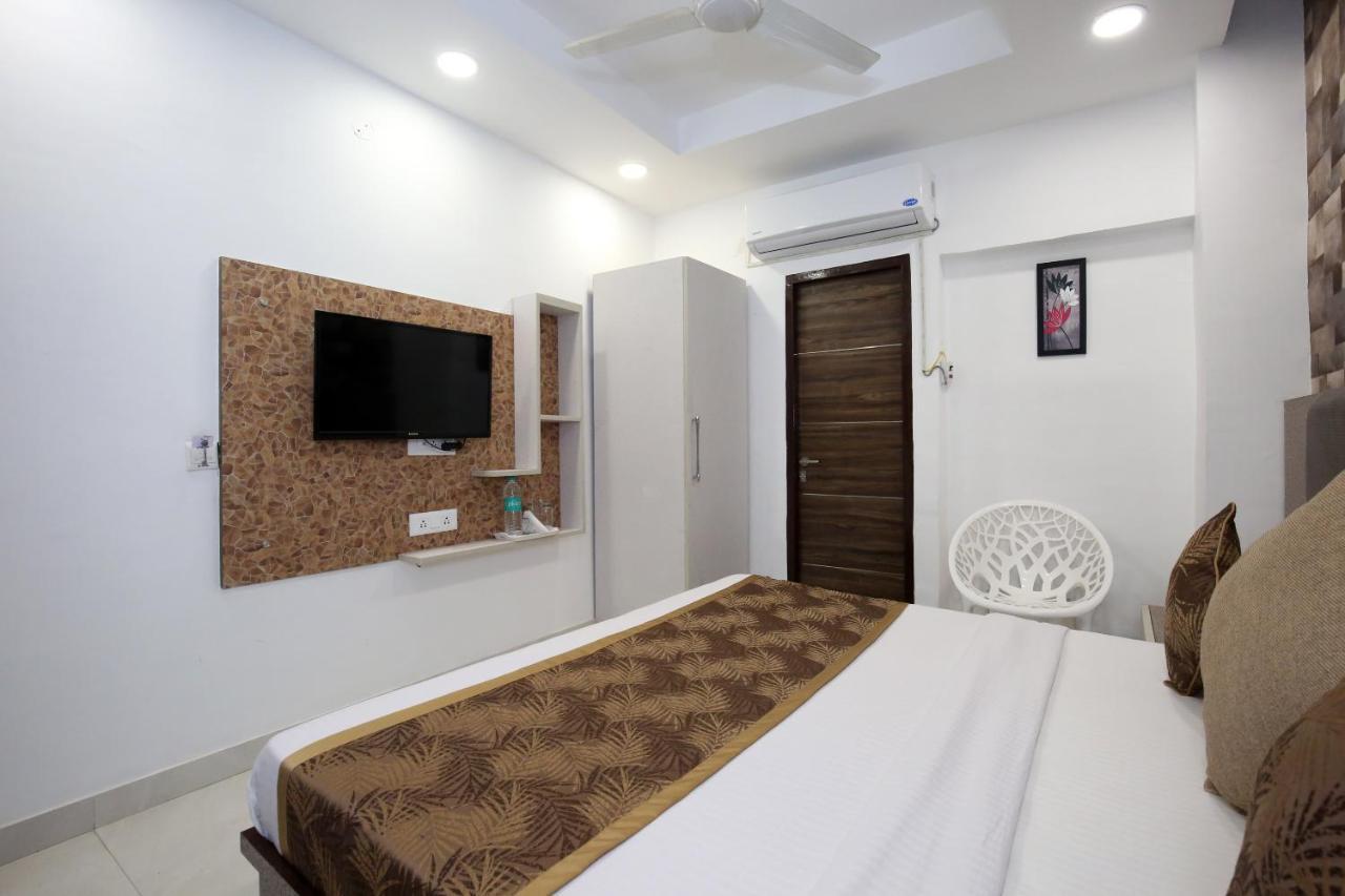 Oyo 9732 Amar Hotel Nayagaon